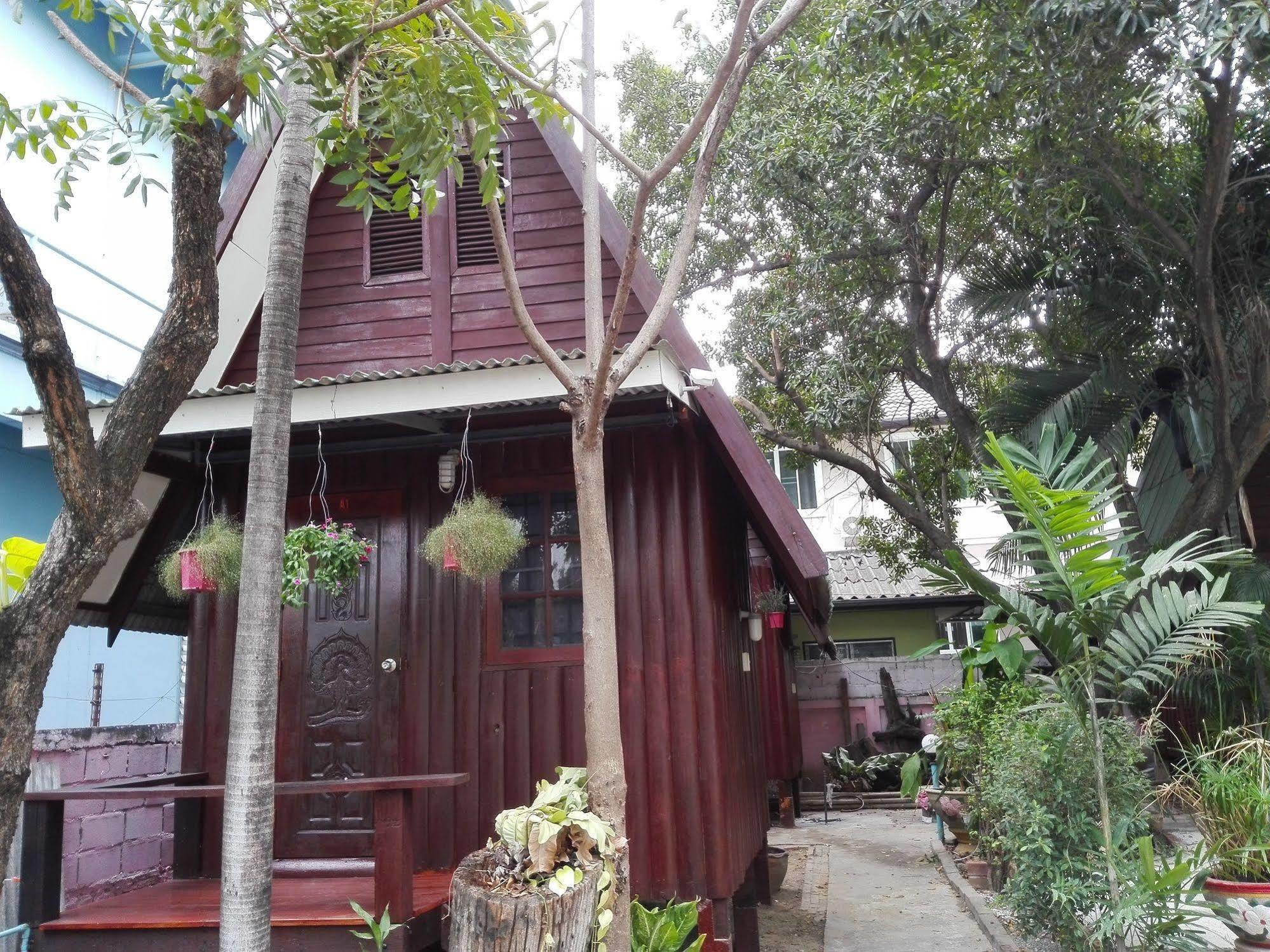 Bnr Resorts Bangkok Exterior foto